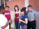 ARRL Teachers Institute Instructor and Pueblo High School math and electronics teacher Miguel Enriquez, KD7RPP, introduces foxhunting concepts to his students.